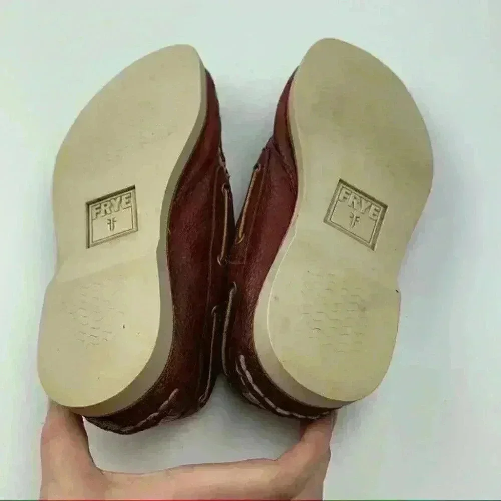 Frye boys sully boat shoes size 2 red leather